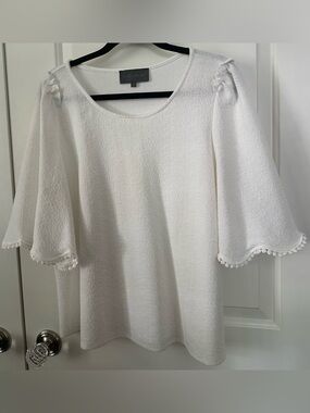 Anthropologie Sunday in Brooklyn White Textured Pom-Pom Trim Top Size Large